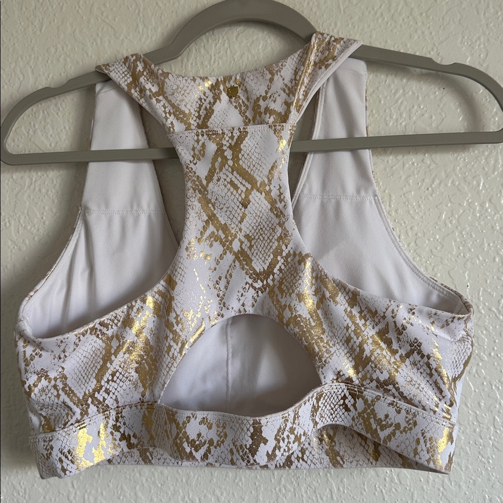 Fabletics Sports Bra - Picture 6 of 9